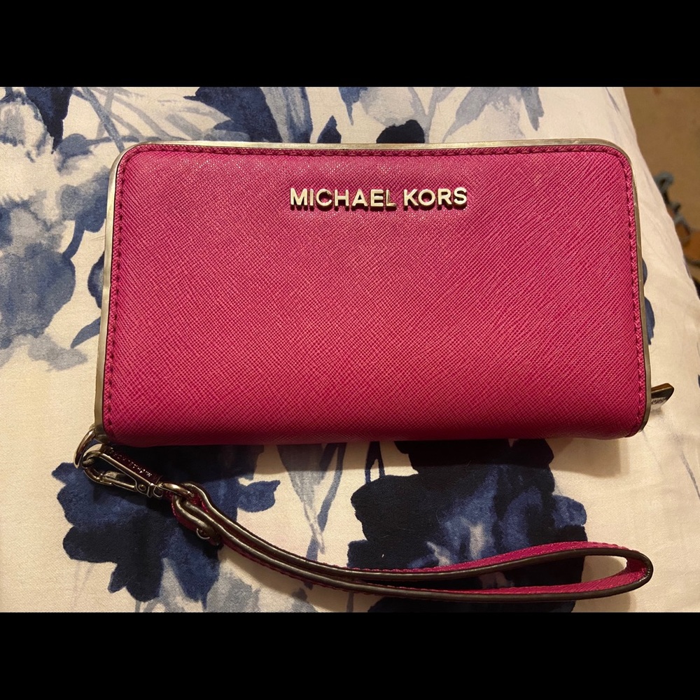 Pink Michael Kors Wallet wristlet